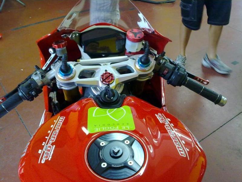 TSB04 - DUCABIKE Ducati Fuel Tank Cap – Accessories in the Motodeal Motorcycle Aftermarket Accessories and Parts Online Shop