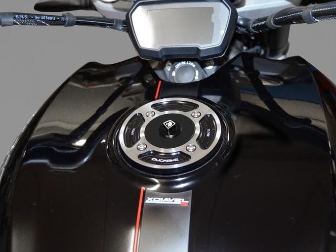 TSB07 - DUCABIKE Ducati Fuel Tank Cap – Accessories in the Motodeal Motorcycle Aftermarket Accessories and Parts Online Shop