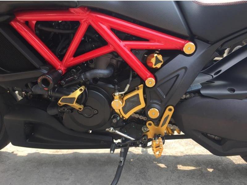 TTDV02 - DUCABIKE Ducati Diavel 1200 Frame Plugs – Accessories in the Motodeal Motorcycle Aftermarket Accessories and Parts Online Shop