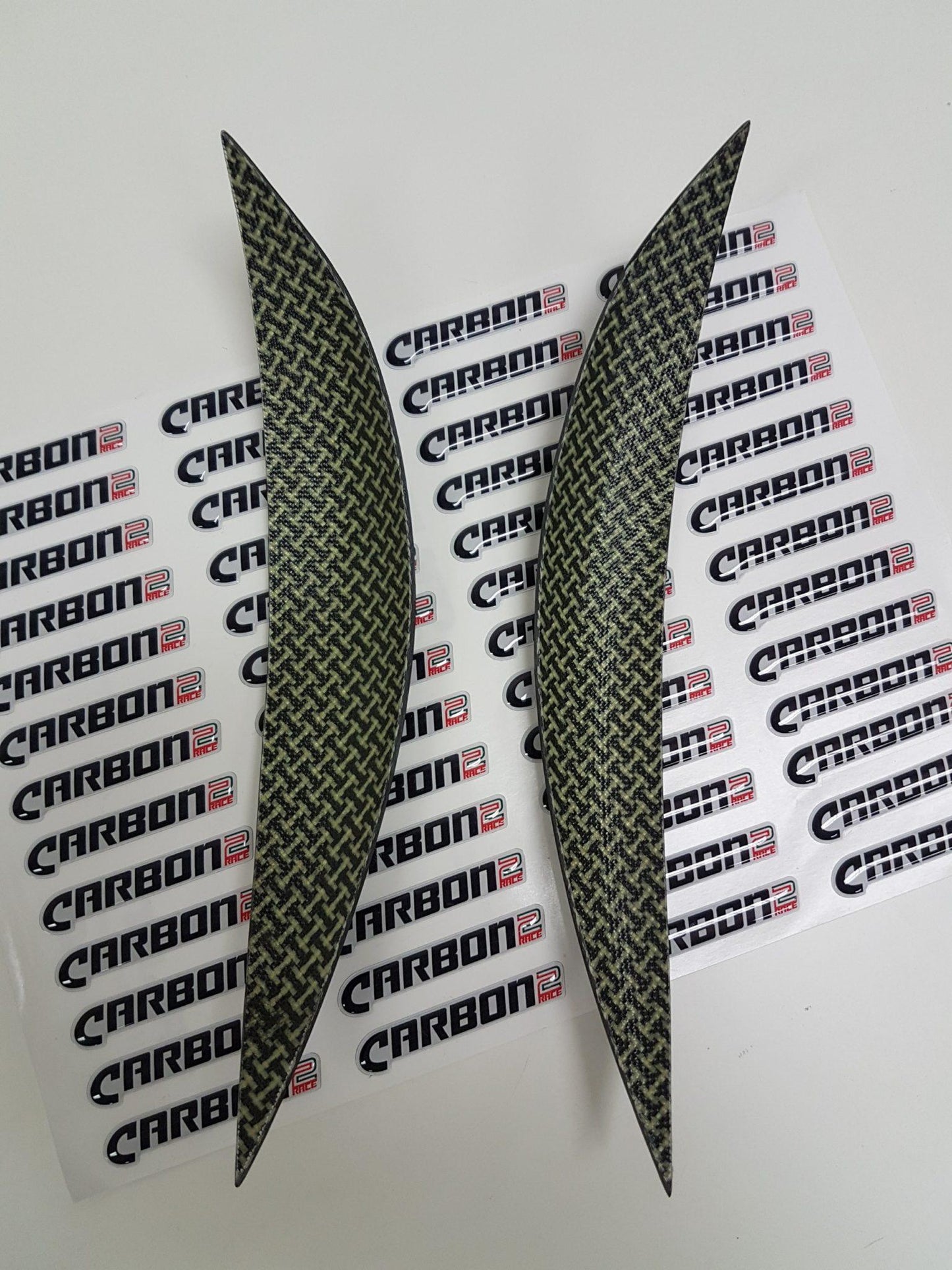 CARBON2RACE Kawasaki ZX-10R (04/07) Carbon Tank Sliders