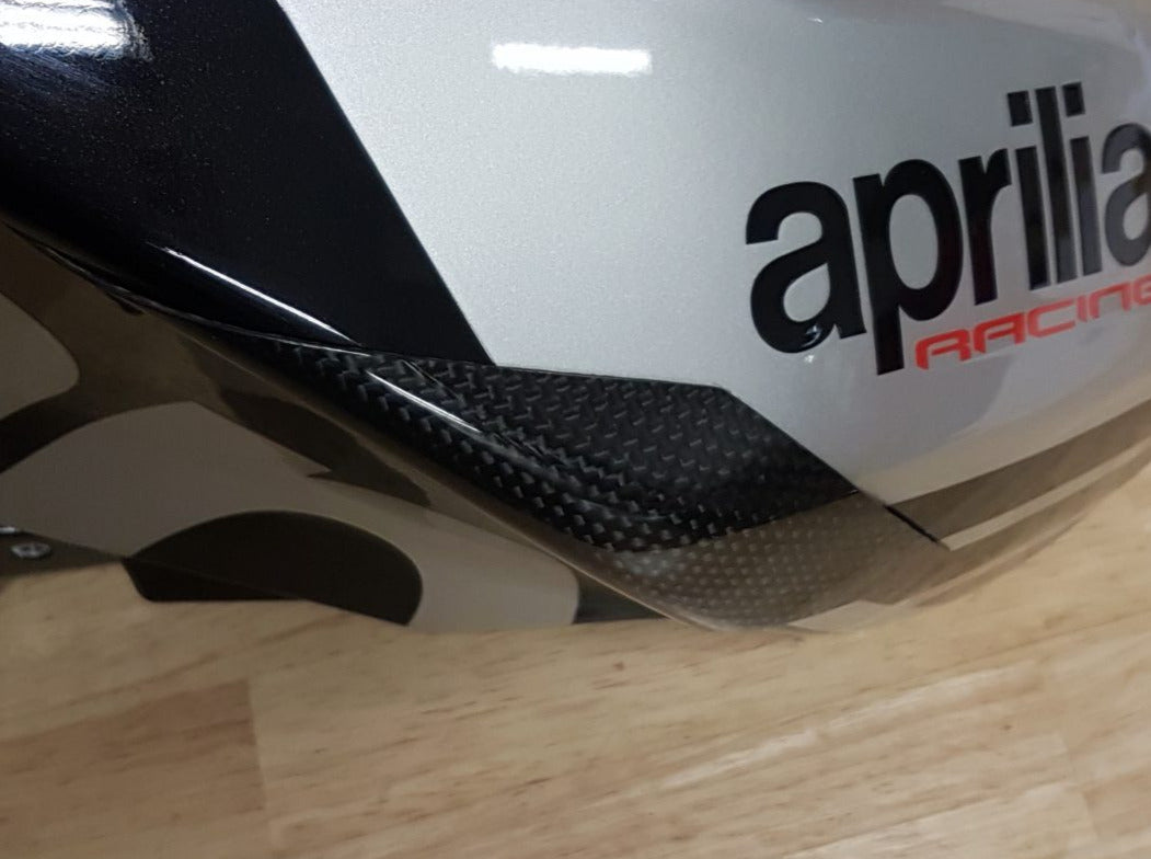 CARBON2RACE Aprilia Tuono V4 1100 (15/20) Carbon Tank Sliders