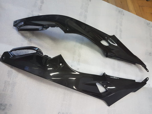 CARBON2RACE BMW S1000RR (15/18) Carbon Side Tank Panels