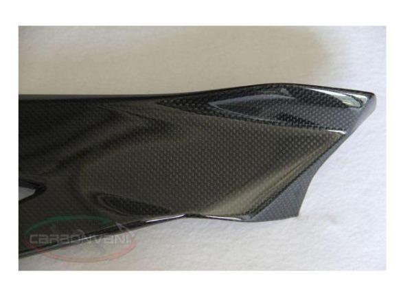 CARBONVANI MV Agusta Brutale 920 / 990 / 1090 Carbon Small Tank Cover (left)