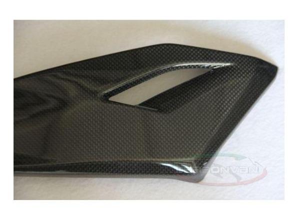 CARBONVANI MV Agusta Brutale 920 / 990 / 1090 Carbon Small Tank Cover (left)