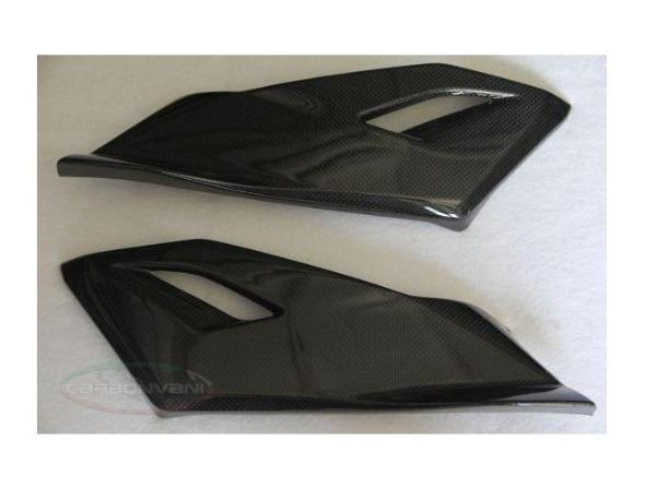 CARBONVANI MV Agusta Brutale 920 / 990 / 1090 Carbon Small Tank Cover (right)