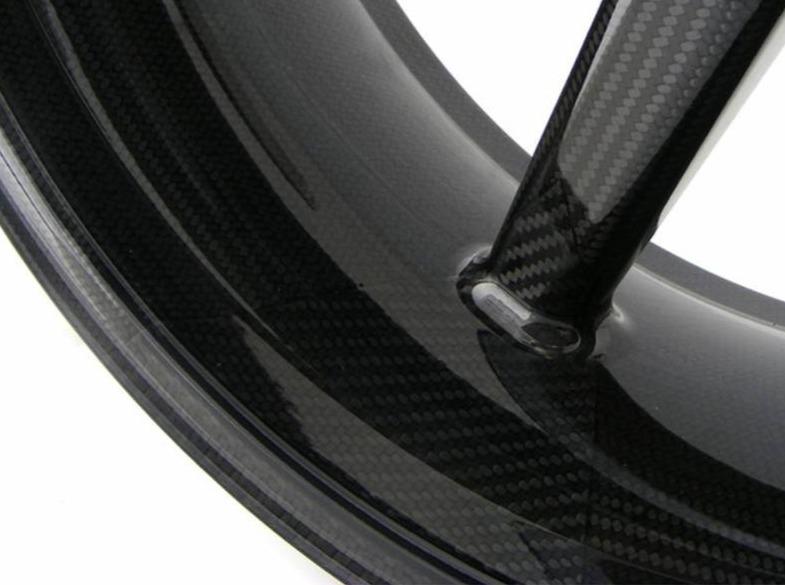 BST Aprilia RSV4 Carbon Wheel "Mamba TEK" (conventional rear, 7 straight spokes, black hubs)