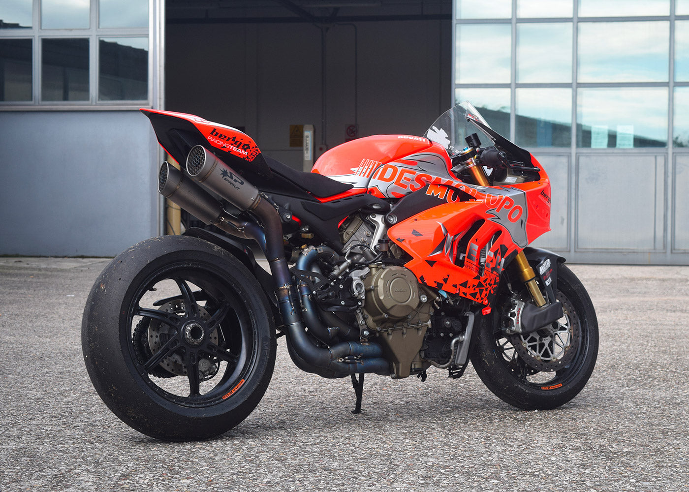 SPARK GDU8845 Ducati Panigale V4 (2018+) Full Titanium Full Exhaust System "GRID-O" (racing; underseat)