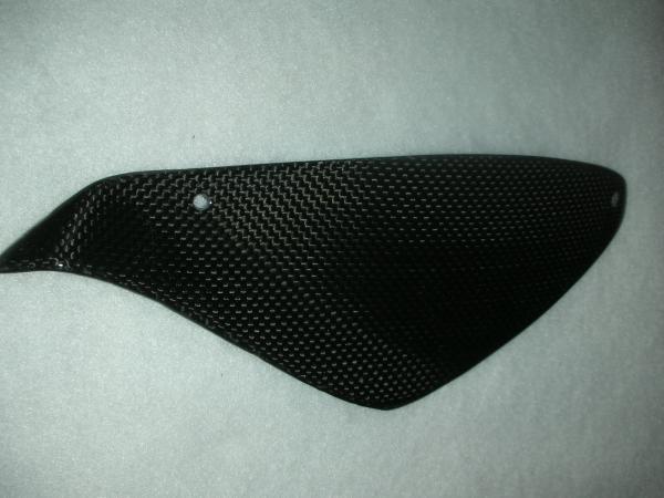 CARBONVANI MV Agusta F4 (00/08) Carbon Chain Guard (lower)