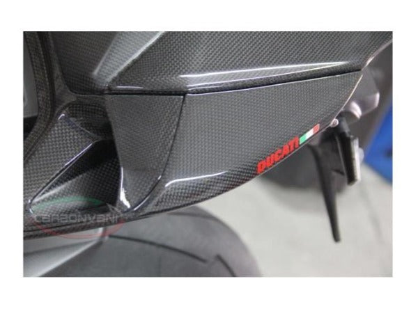 CARBONVANI Ducati Panigale 899 Carbon Tail Side Panel (left)