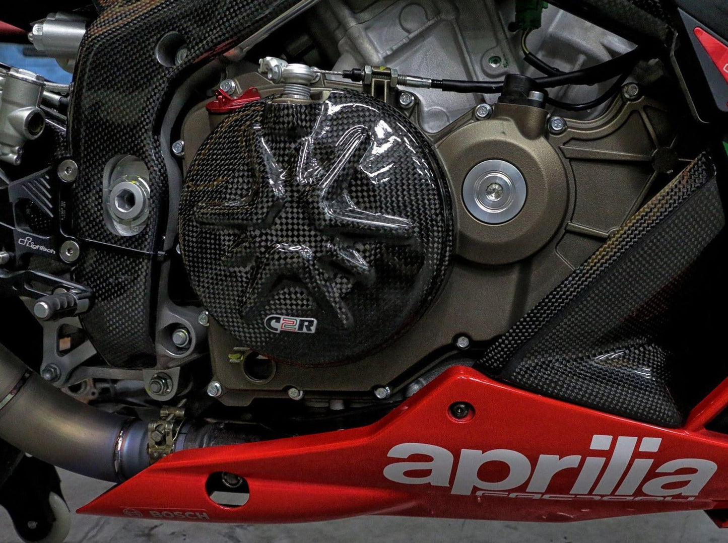 CARBON2RACE Aprilia RSV4 (09/20) Carbon Alternator & Clutch Covers Protection