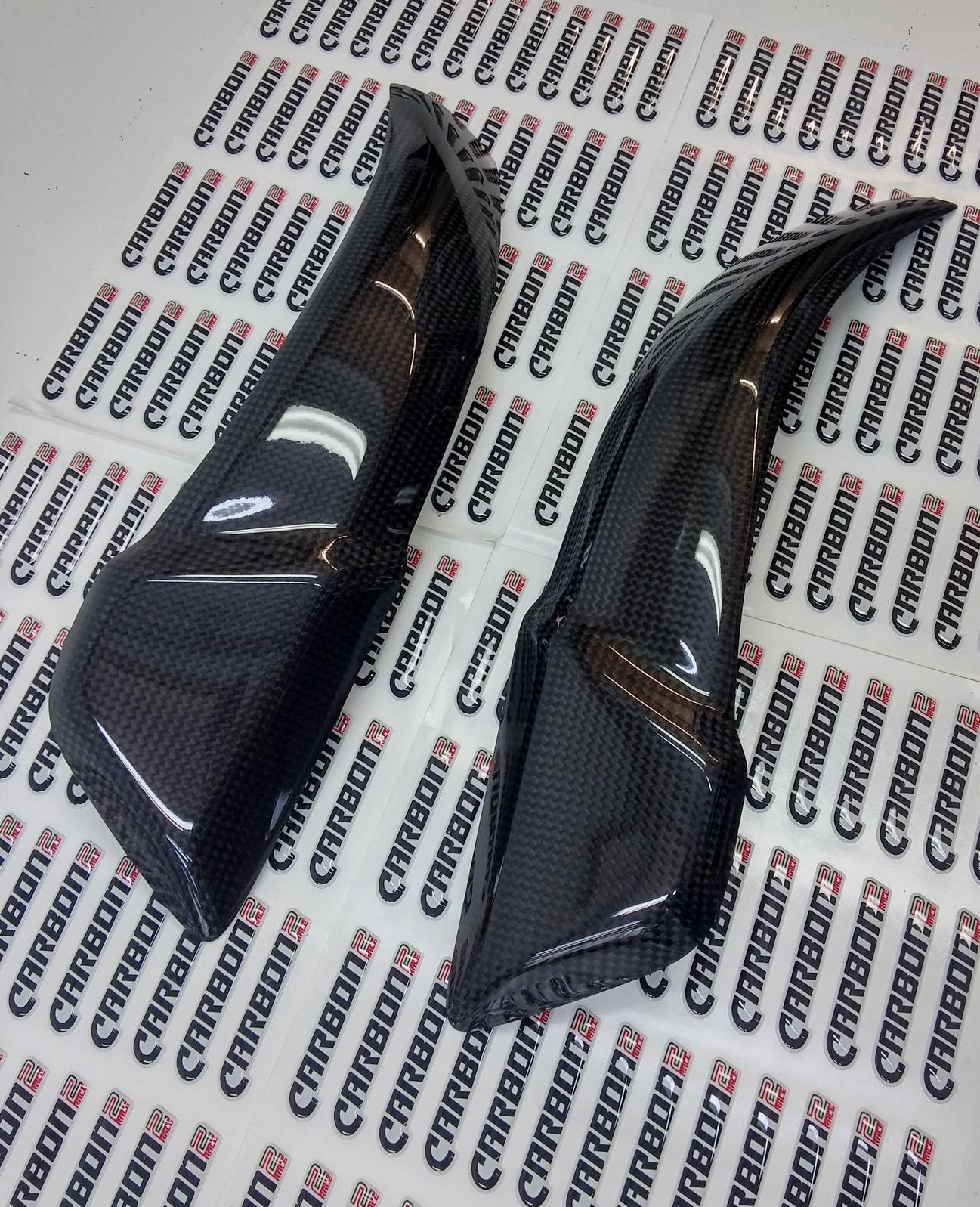 CARBON2RACE BMW S1000RR (09/16) Carbon Fuel Tank Sliders