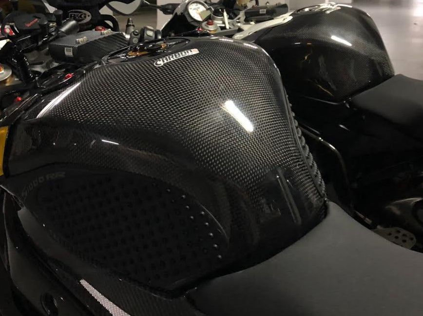 CARBON2RACE BMW S1000R (13/...) Carbon Fuel Tank Cover