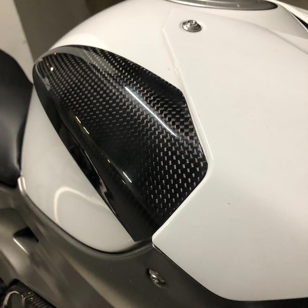 CARBON2RACE BMW S1000R (13/...) Carbon Fuel Tank Sliders