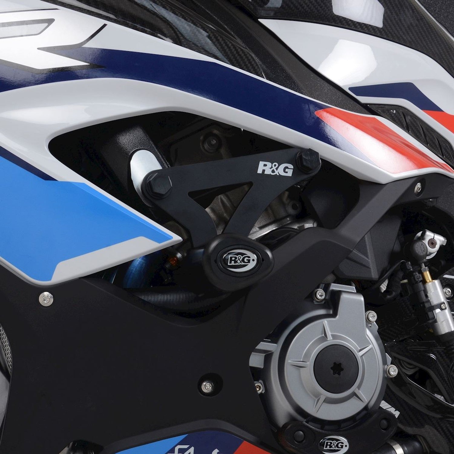 CP0529 - R&G RACING BMW M1000RR (2021+) Frame Crash Protection Sliders "Aero" (asymmetrical racing kit) – Accessories in the 2WheelsHero Motorcycle Aftermarket Accessories and Parts Online Shop