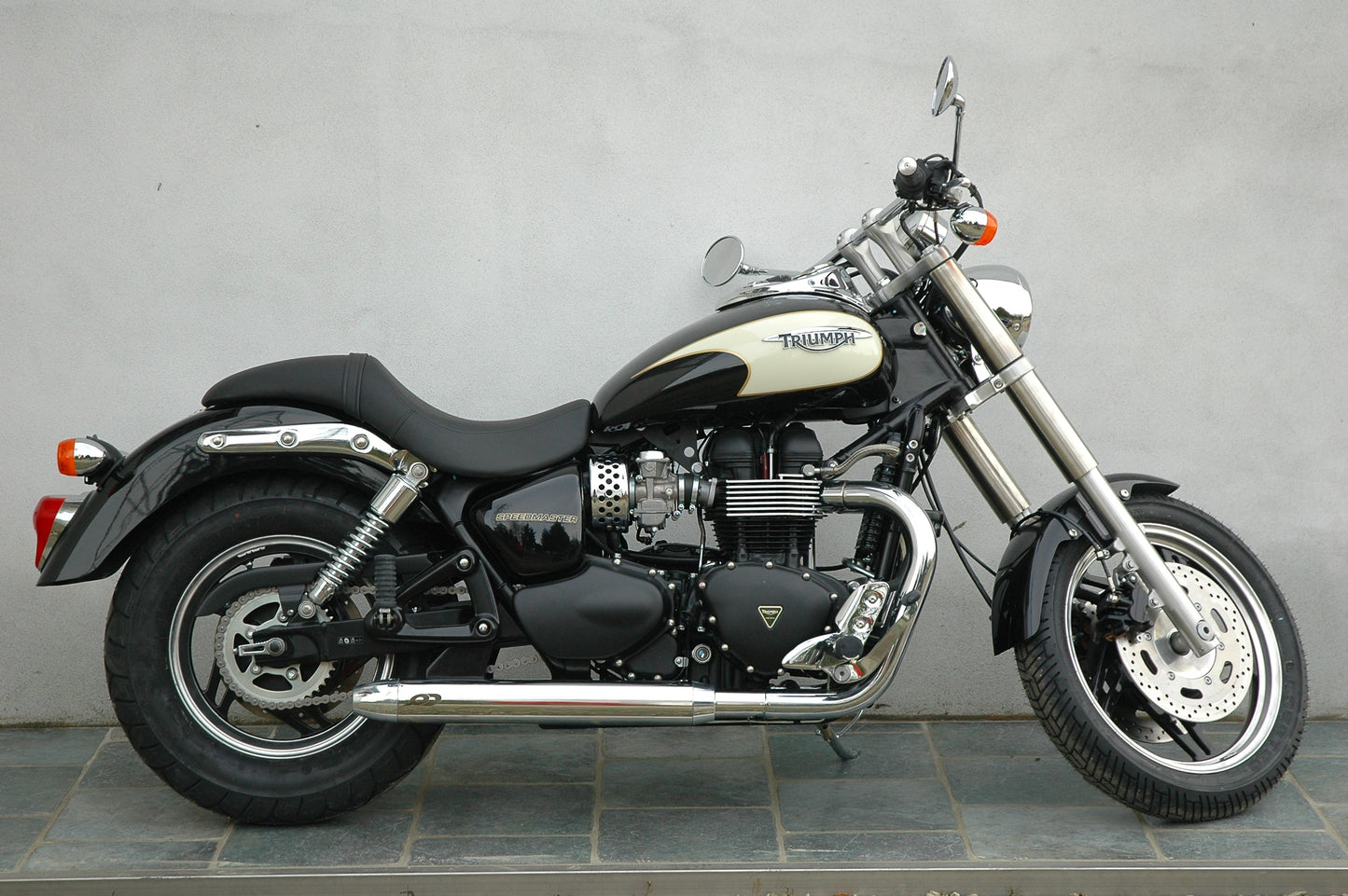 QD EXHAUST Triumph Speedmaster Dual Slip-on Exhaust "MaXcone" (EU homologated)