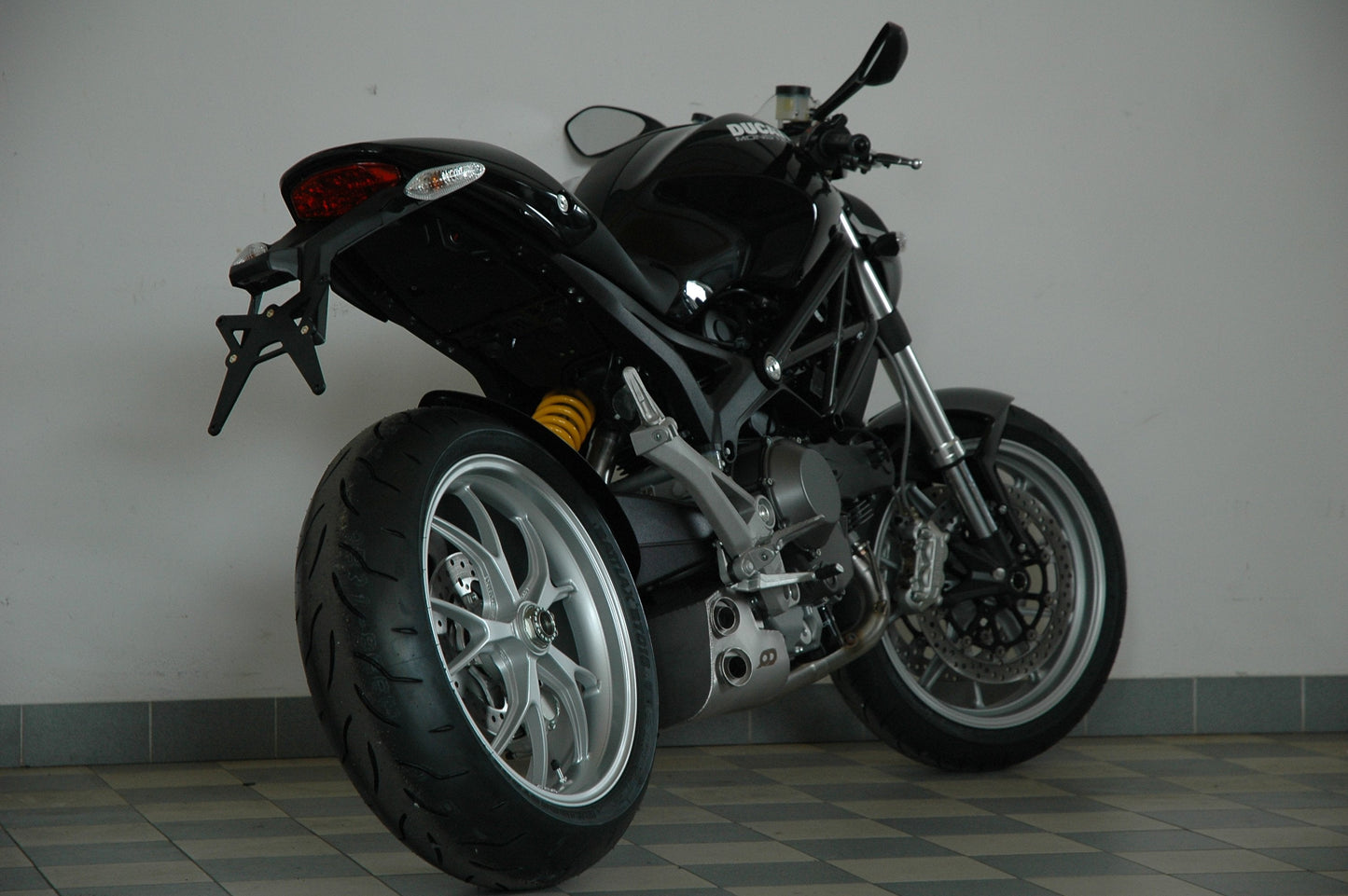 QD EXHAUST Ducati Monster 1100/1100 Evo Full Exhaust System "Ex-Box" (EU homologated)