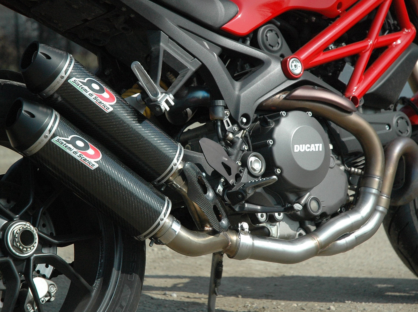 QD EXHAUST Ducati Monster 1100 Evo Dual Slip-on Exhaust "Magnum" (EU homologated)