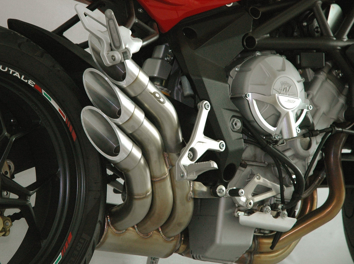 QD EXHAUST MV Agusta Brutale 675/800 Triple Slip-on Exhaust "Power Gun" (silver; EU homologated)