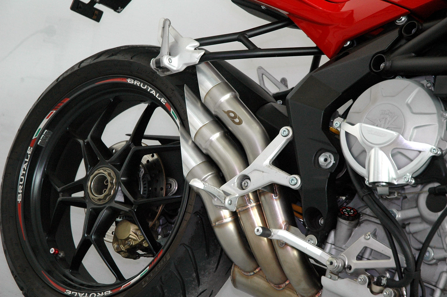 QD EXHAUST MV Agusta Brutale 675/800 Triple Slip-on Exhaust "Power Gun" (silver; EU homologated)