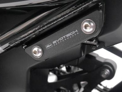 EVOTECH Kawasaki Z900RS (2018+) Exhaust Hanger & Blanking Plate Kit