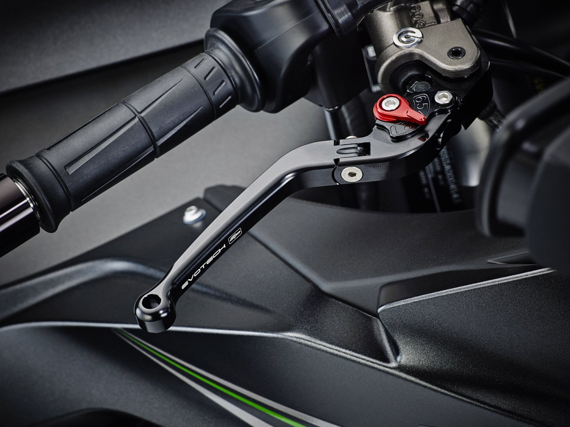 EVOTECH Kawasaki ZX-10R (16/20) Handlebar Levers (long, folding) – Accessories in MotoDeal – Motorcycle Accessories and Parts Online Shop