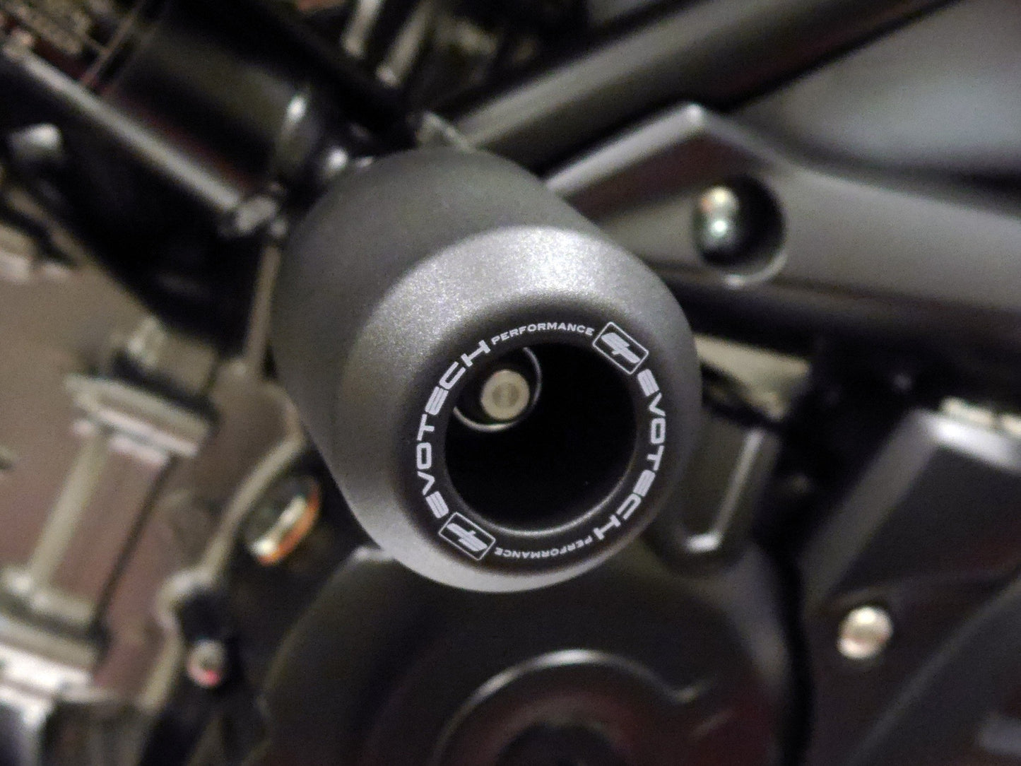 EVOTECH Suzuki SV650/SV650X Frame Crash Protection Sliders