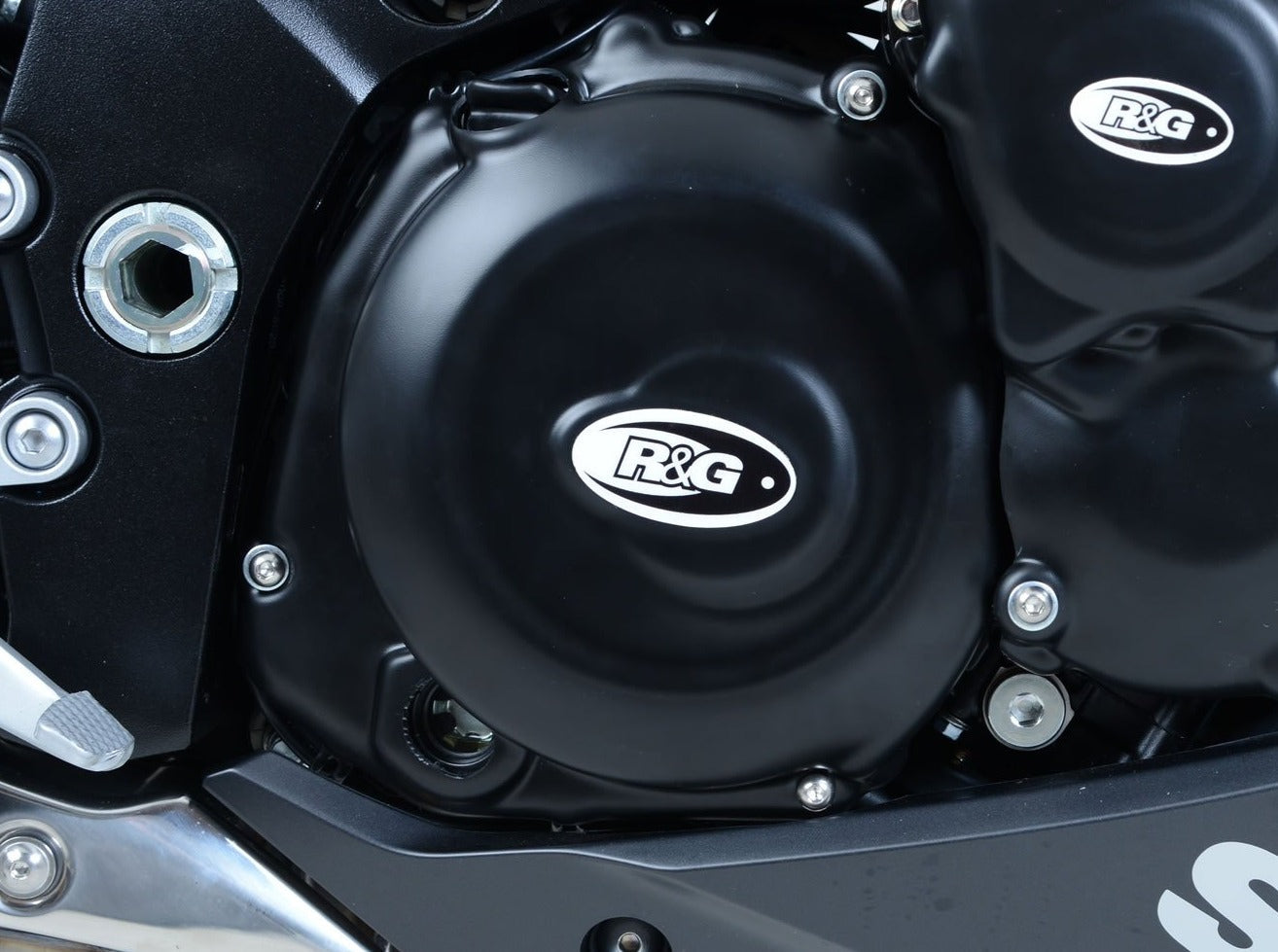 ECC0202 - R&G RACING Suzuki GSX-S1000 / GSX-S950 / Katana Clutch Cover Protection (right side)