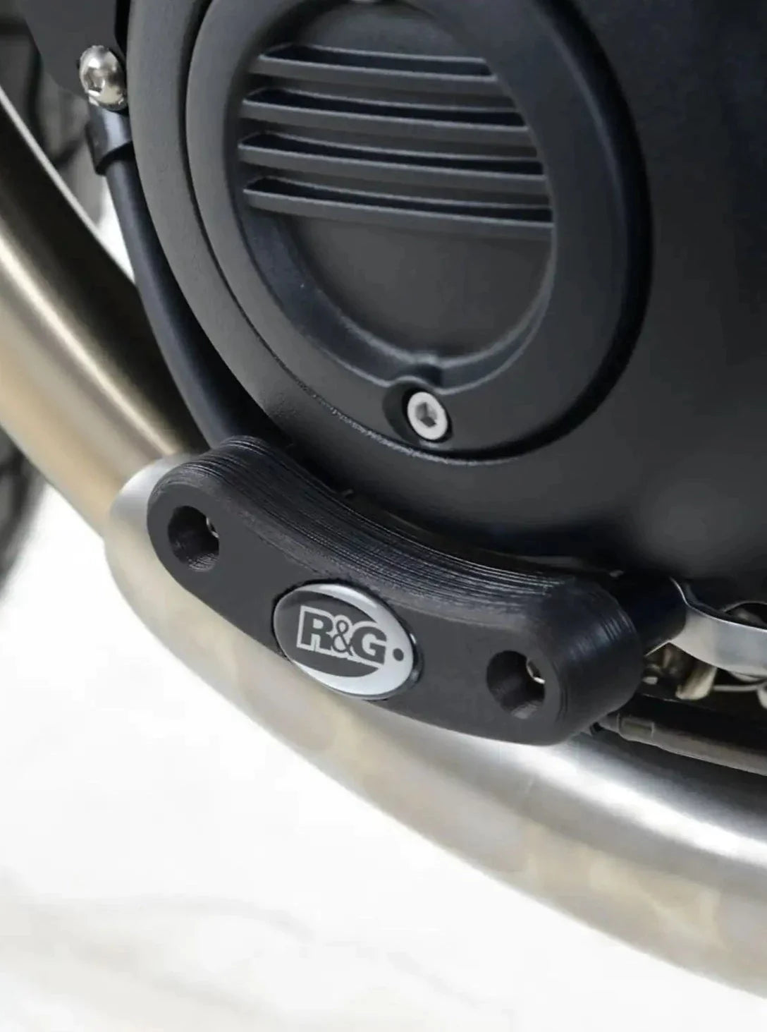 ECS0108 - R&G RACING Triumph Engine Case Slider (left) – Accessories in the 2WheelsHero Motorcycle Aftermarket Accessories and Parts Online Shop