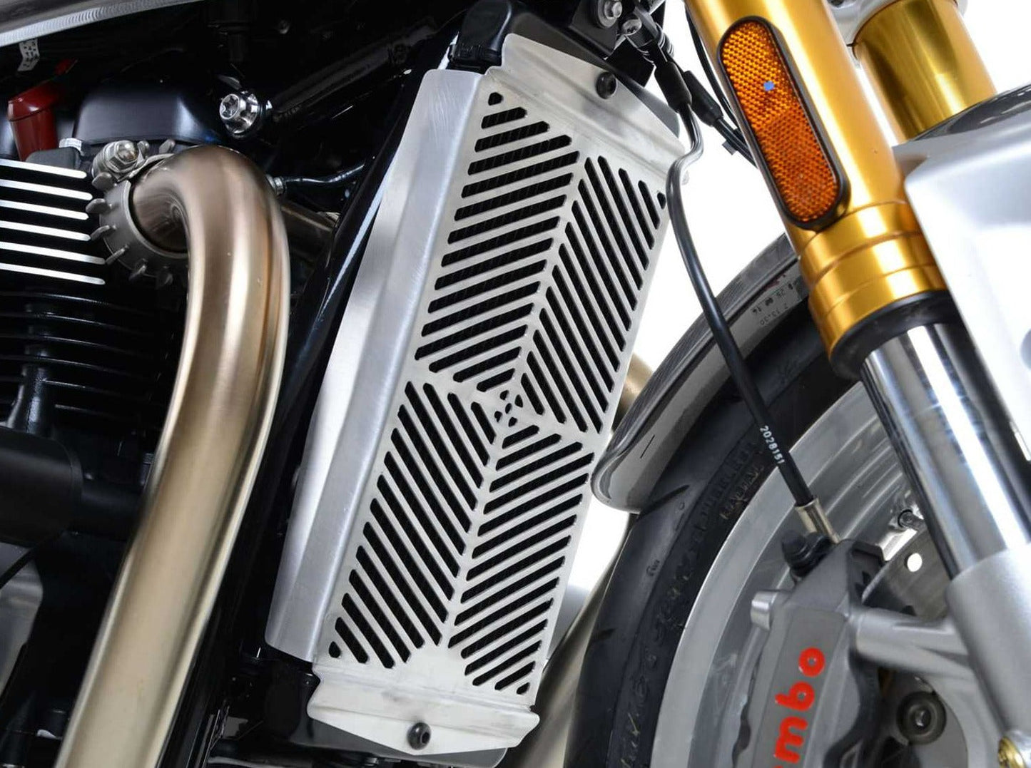 SRG0047 - R&G RACING Triumph Radiator Guard (steel) – Accessories in the 2WheelsHero Motorcycle Aftermarket Accessories and Parts Online Shop