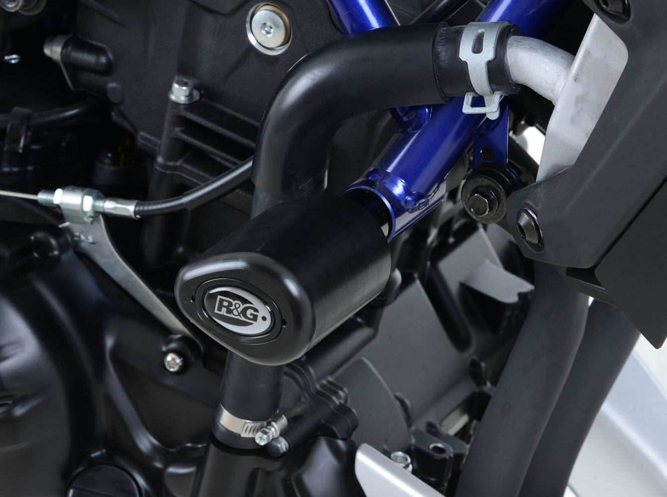 CP0406 - R&G RACING Yamaha MT-25 / MT-03 Frame Crash Protection Sliders "Aero"