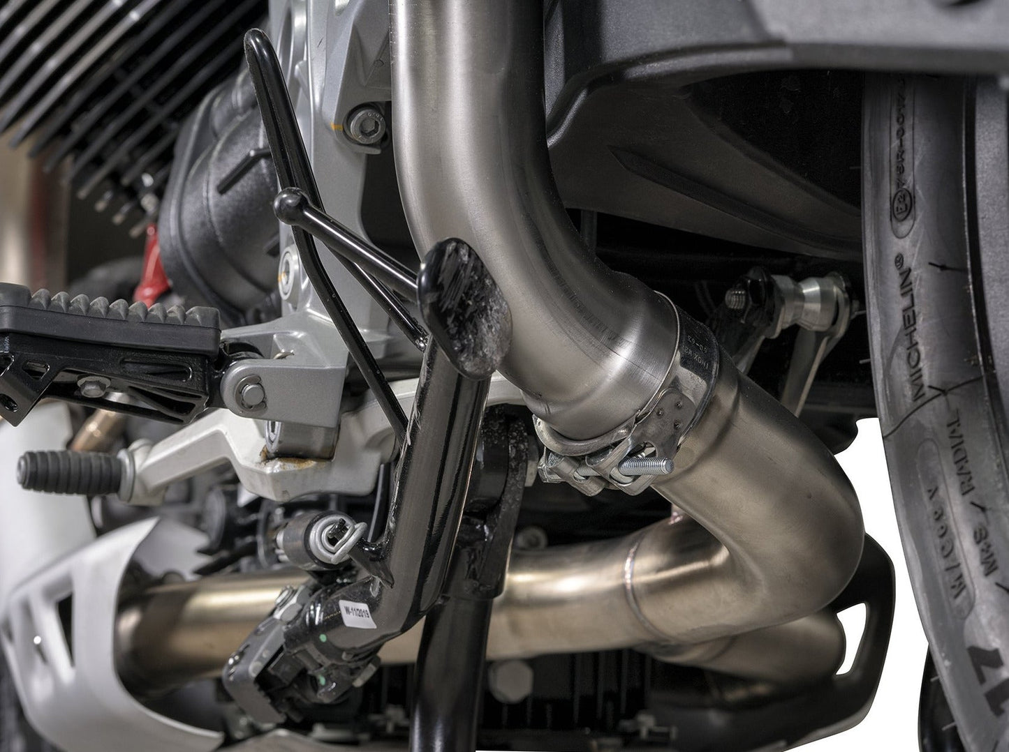 QD EXHAUST Moto Guzzi V85 TT Exhaust Mid-pipe (racing)