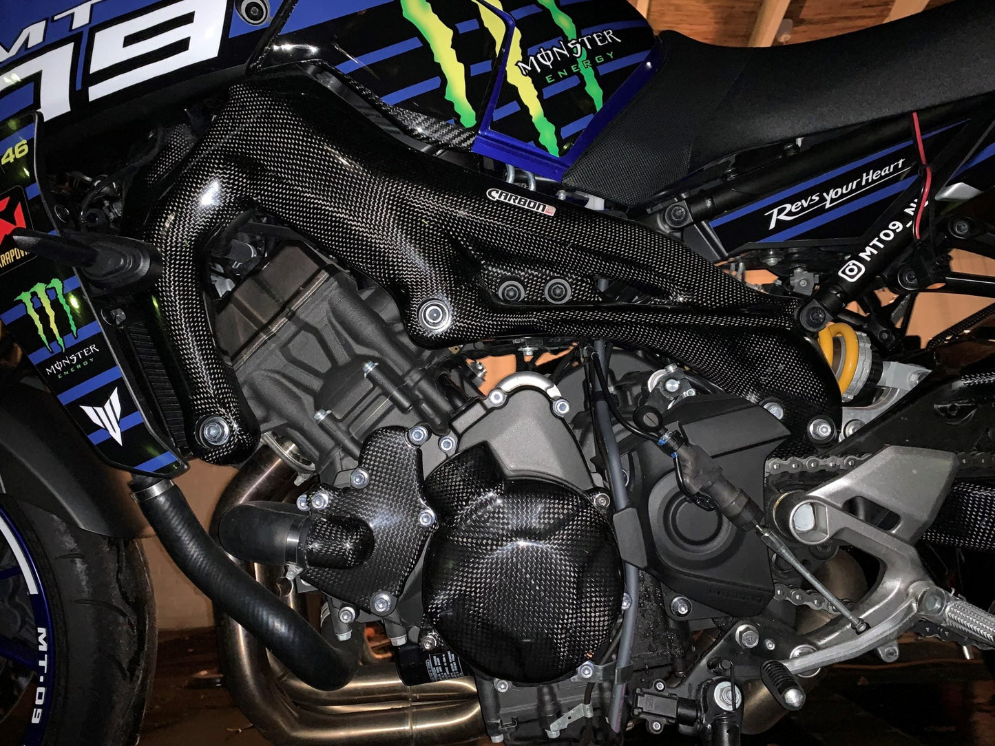 CARBON2RACE Yamaha XSR900 (16/21) Carbon Engine Case Covers