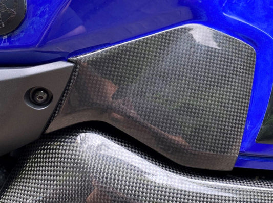 CARBON2RACE Yamaha MT-09 (14/20) Carbon Side Tank Panels