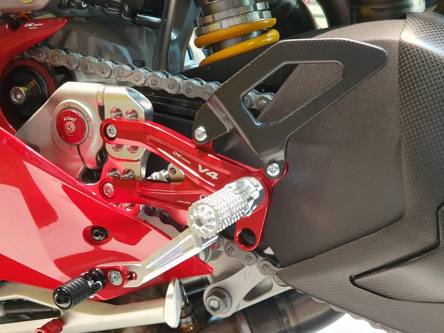 ZA866 - CNC RACING Ducati Panigale V4 Carbon Heel Guards (for CNC Racing rearsets)