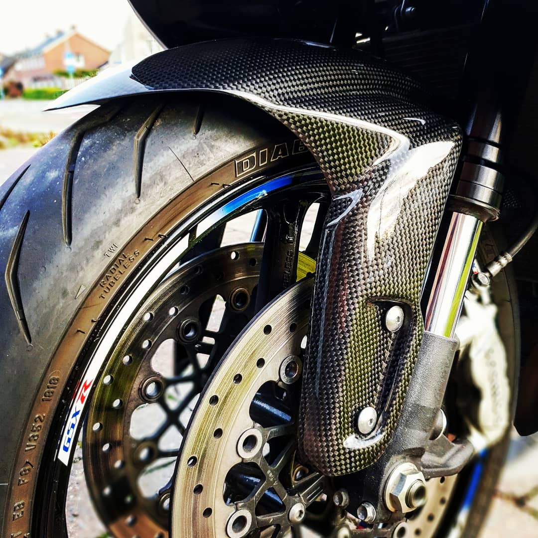 CARBON2RACE Suzuki GSX-R1000 (09/16) Carbon Front Fender