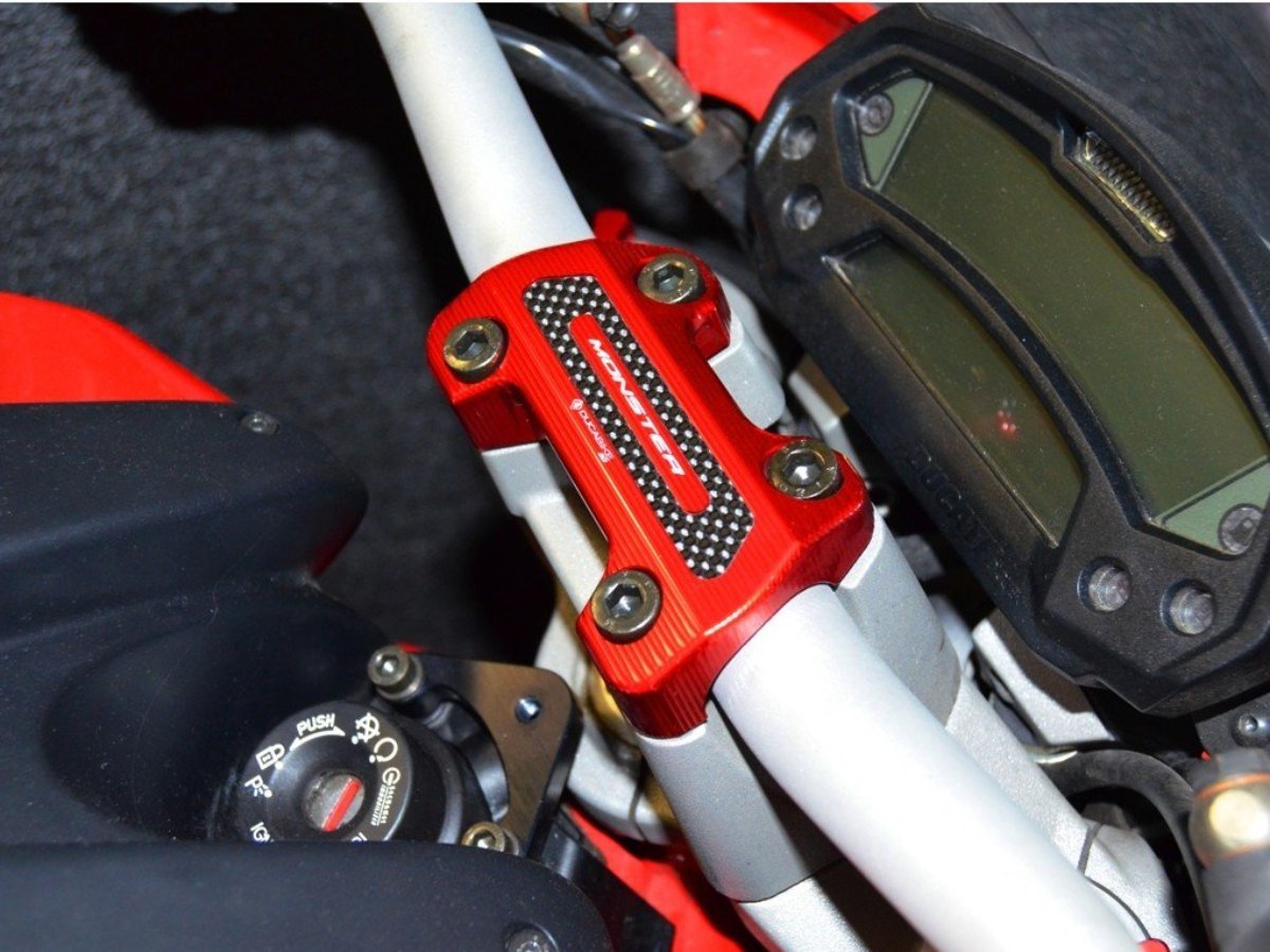 BM06 - DUCABIKE Ducati Monster 696 Handlebar Clamp