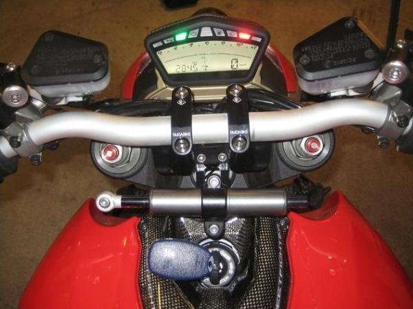 BRM01 - DUCABIKE Ducati Streetfighter 1098/848 Adjustable Handlebar Riser