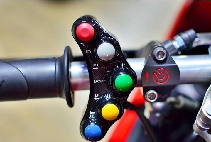 CPPI04 - DUCABIKE Ducati Superbike 1098/1198/848 7 Buttons Switched Handlebar (street edition)