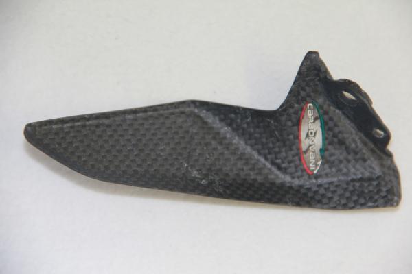 CARBONVANI Ducati Panigale 1199/899/1299 Carbon Lower Chain Guard