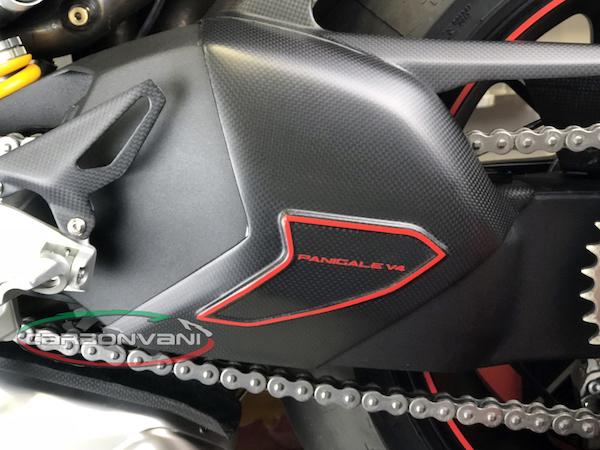 CARBONVANI Ducati Panigale V4 / V4R Carbon Swingarm Guard