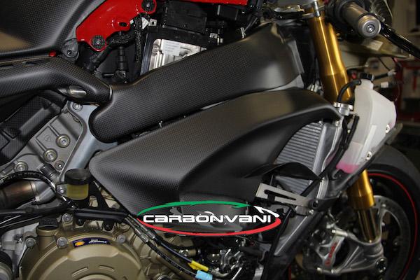 CARBONVANI Ducati Panigale V4 Carbon Air Extractor (right side)