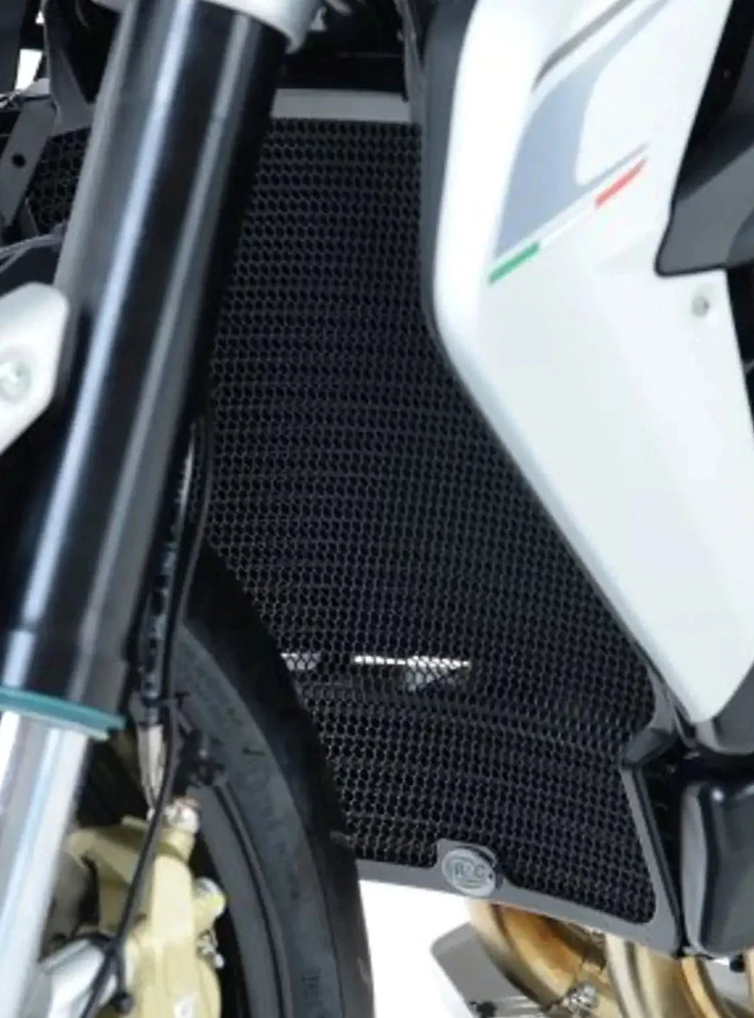 RAD0175 - R&G RACING MV Agusta 800 Dragster / Brutale Radiator Guard – Accessories in the 2WheelsHero Motorcycle Aftermarket Accessories and Parts Online Shop