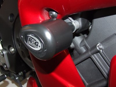 CP0225 - R&G RACING Yamaha FZ1-S Fazer (06/15) Frame Crash Protection Sliders "Aero" – Accessories in the 2WheelsHero Motorcycle Aftermarket Accessories and Parts Online Shop