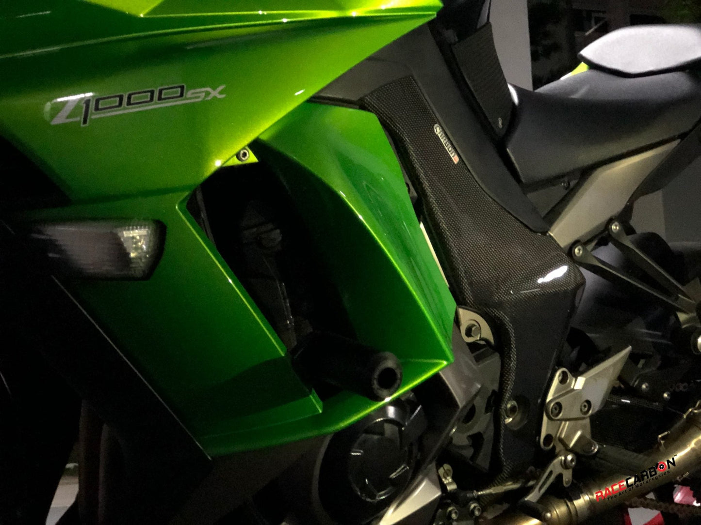 CARBON2RACE Kawasaki Ninja 1000/Z1000SX Carbon Frame Covers