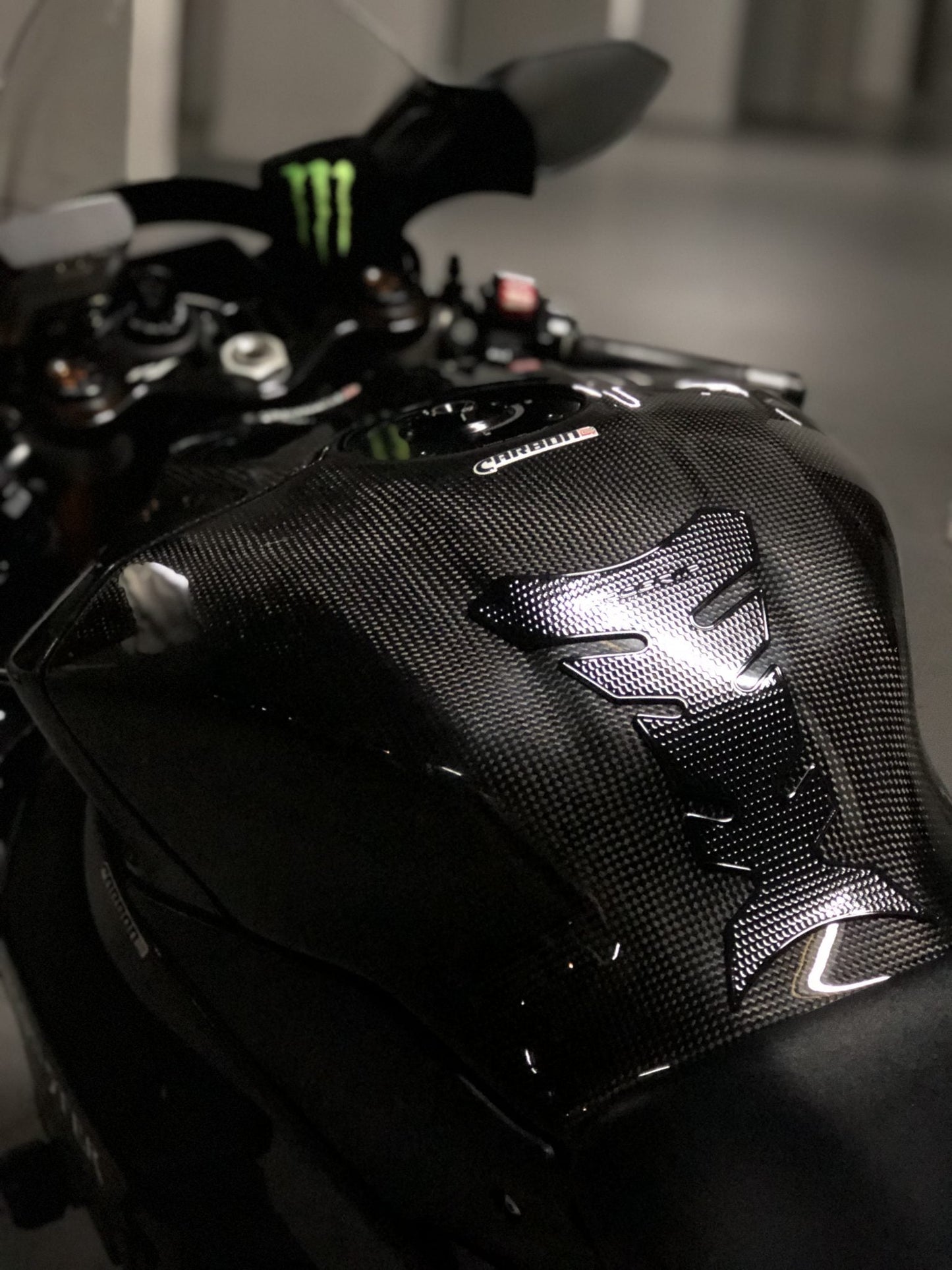 CARBON2RACE Yamaha YZF-R1 (15/...) Carbon Tank Cover