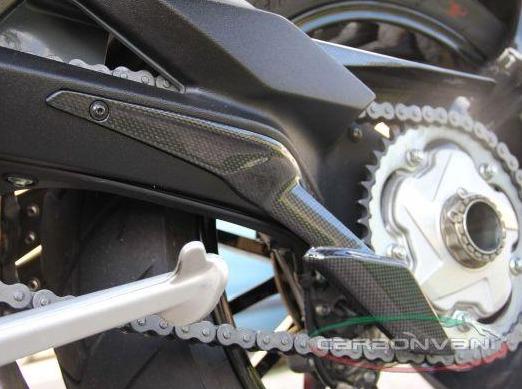 CARBONVANI MV Agusta Turismo Veloce Carbon Chain Guard (lower)