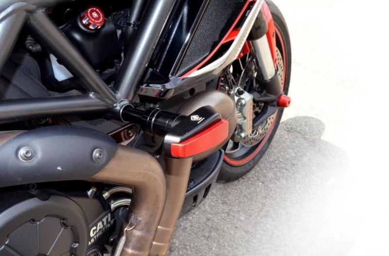 PTDV01 - DUCABIKE Ducati Diavel 1200 (10/18) Frame Crash Protection Siders