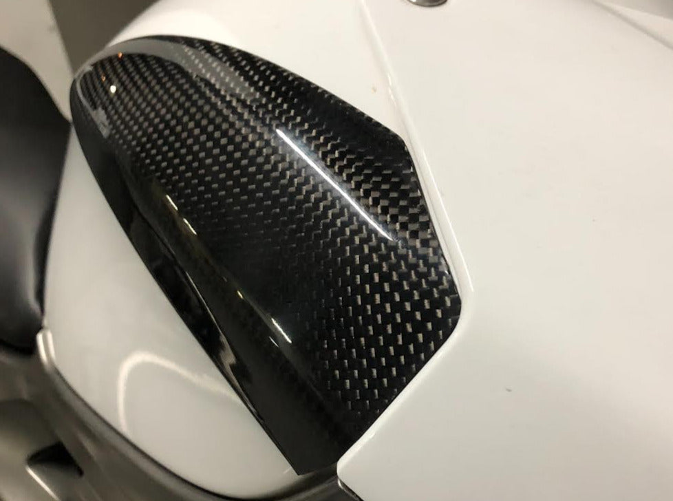 CARBON2RACE BMW S1000RR (15/18) Carbon Fuel Tank Sliders