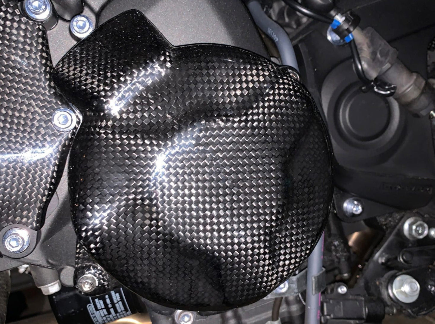 CARBON2RACE Yamaha MT-09 (14/20) Carbon Alternator Cover